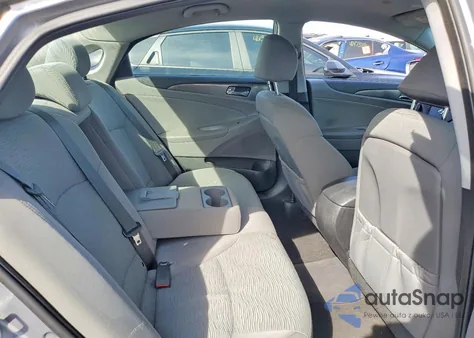 2015 Hyundai Sonata Hybrid Base z USA, uszkodzony, nr VIN KMHEC4A40FA123737